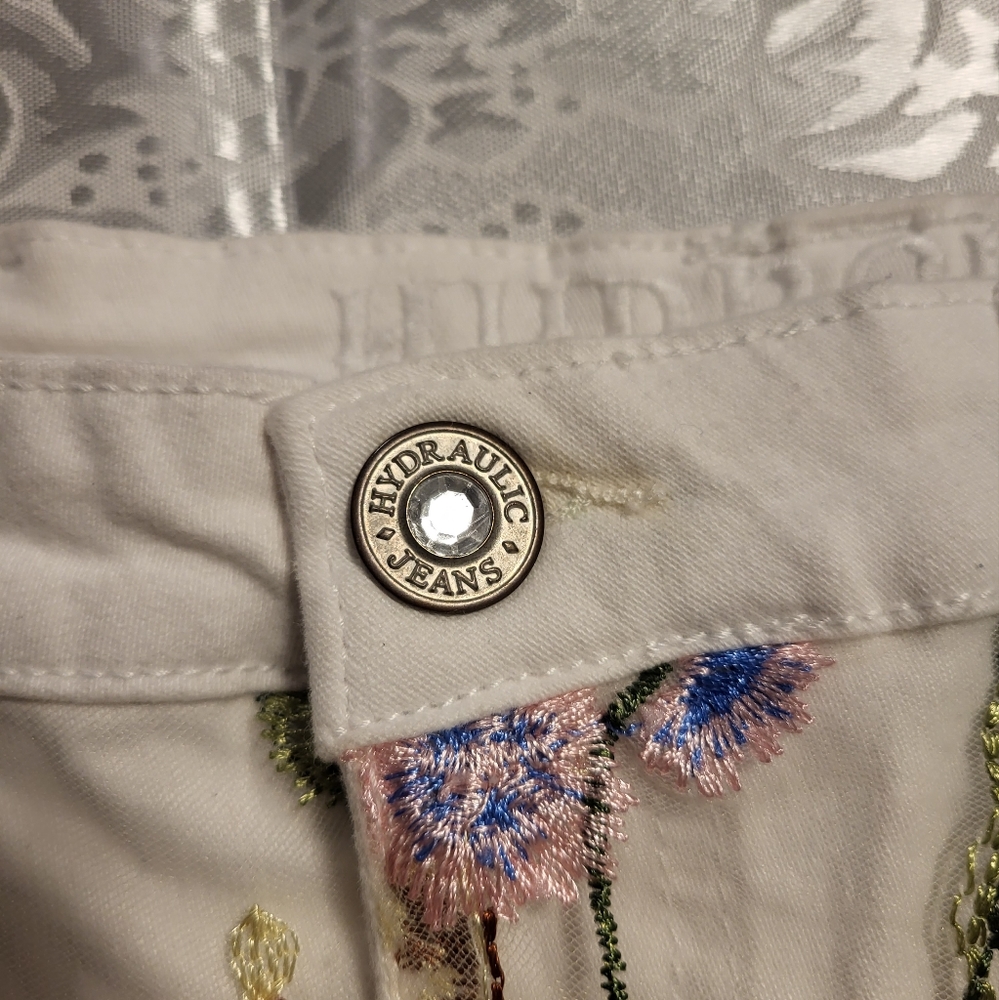 Hydraulic Tribeca Mid Rise Floral Skirt White Embroidered Size 12 - Picture 4 of 7